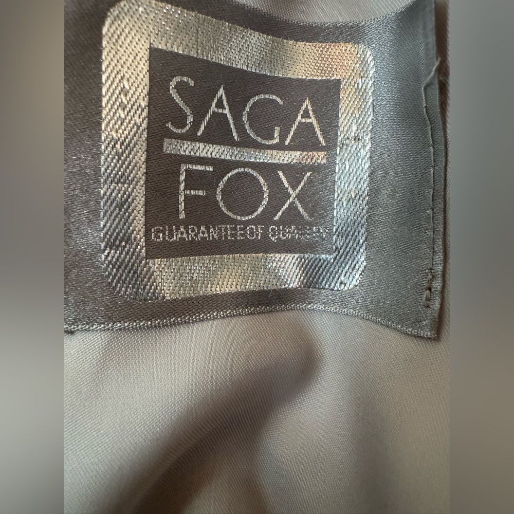 Saga Furs Blue Fox Vintage Real FurJacket/Coat in perfect condition. Size 6. - Picture 4 of 16
